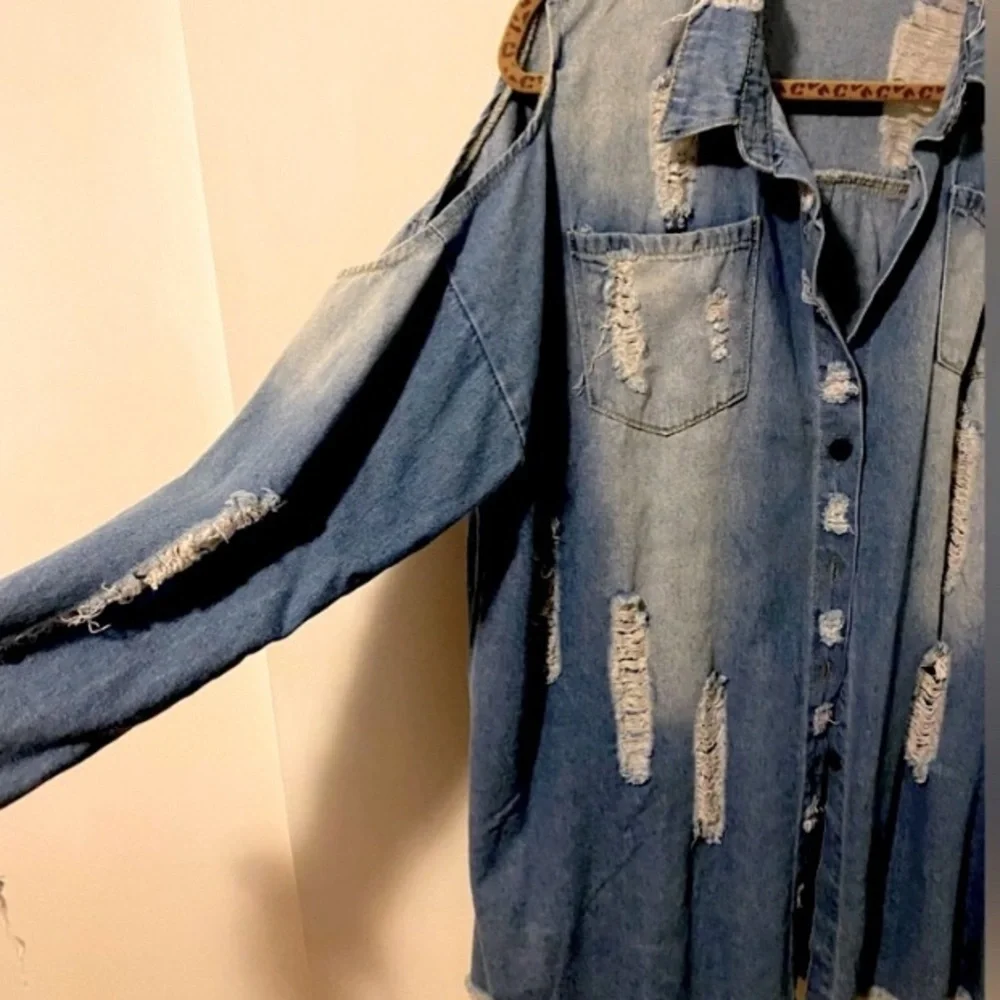 Distressed Denim Shacket - Picture 2 of 3
